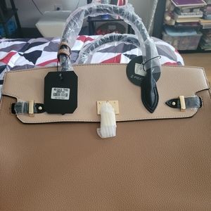 Brand new purse and wallet